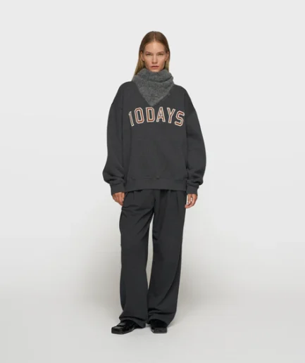 806 Statement Sweater