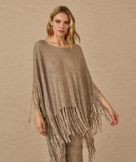 0228 Poncho