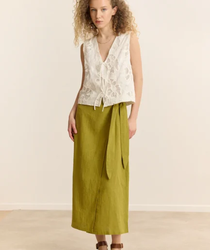 2138 Falda Suze